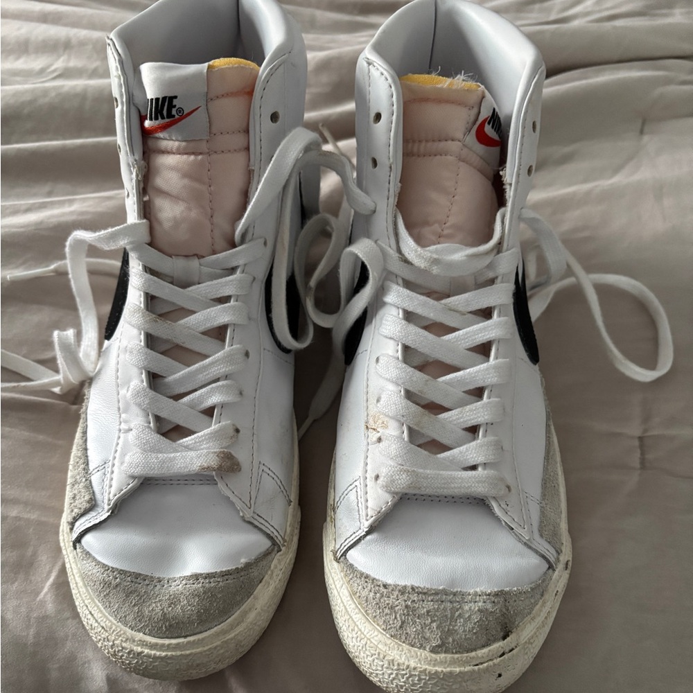NIKE BLAZERS Women’s size